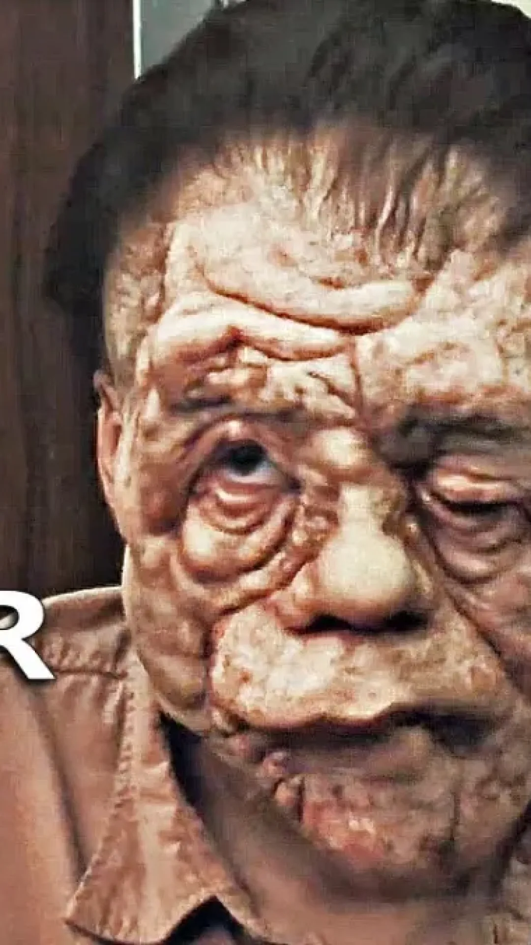 Ator ri ao relembrar cena de nudez que filmou com Scarlett Johansson em novo thriller lançado