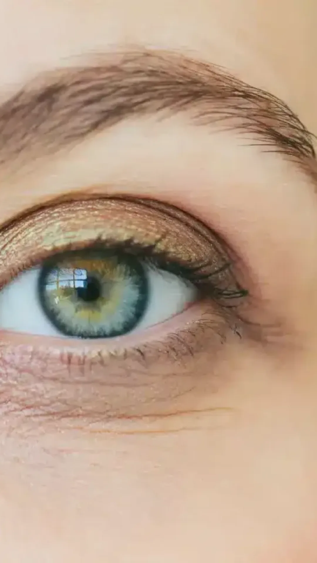 Cientistas revelam que há uma cor de olhos rara que apenas 1% da população possui