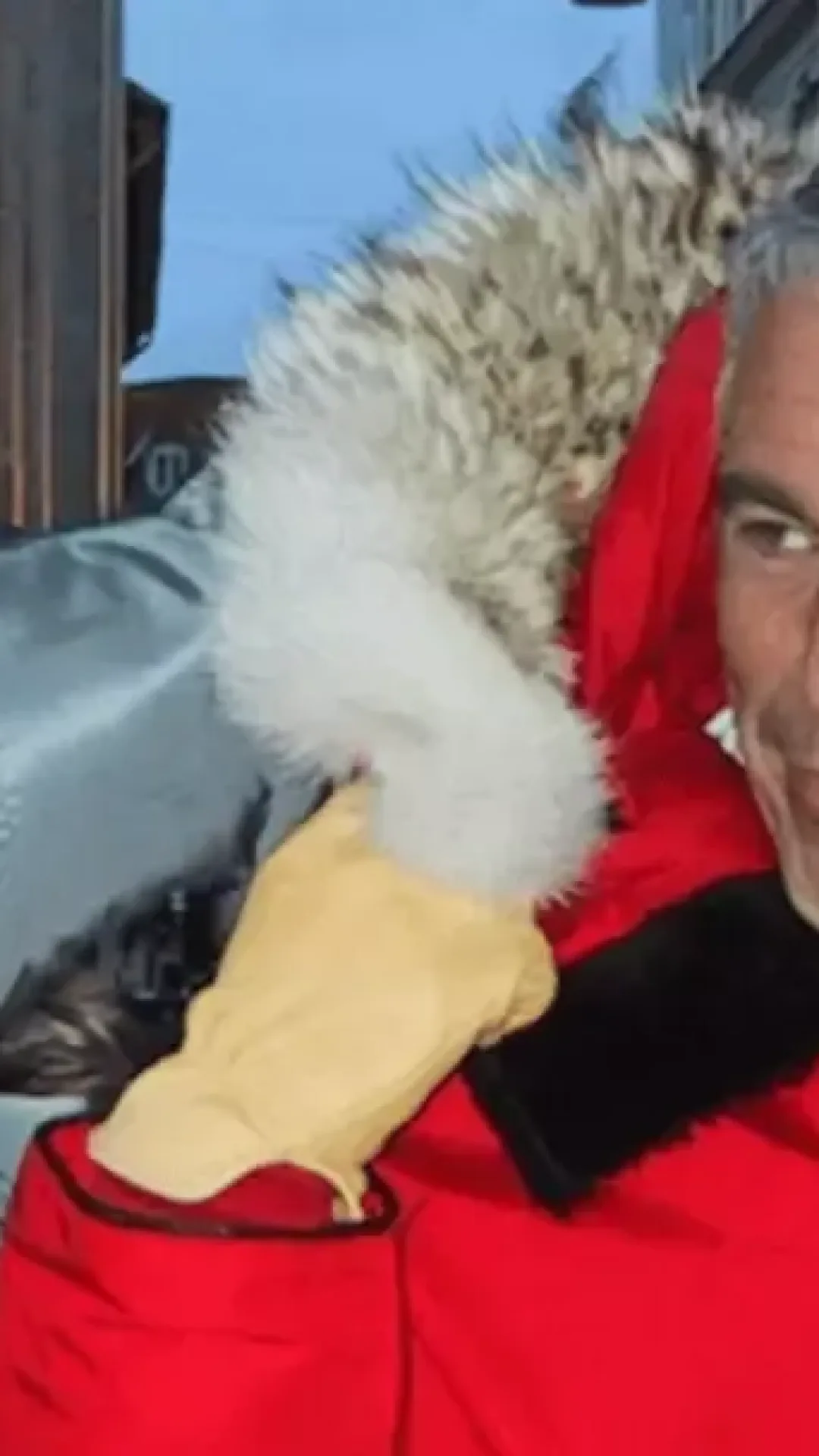 Confirmação da morte de Epstein datada um dia antes de ele ser encontrado foi descoberta em arquivos