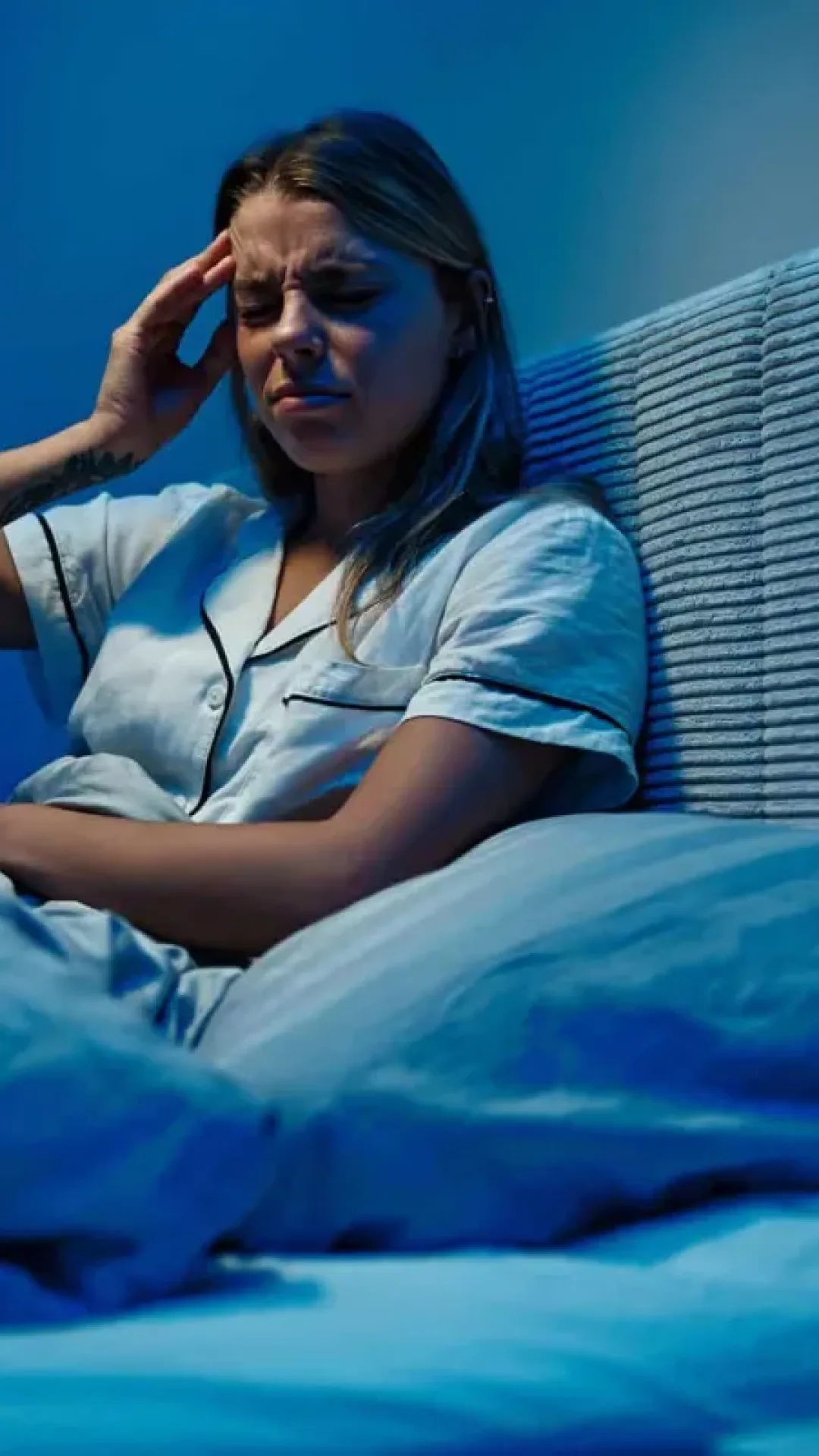 Especialistas revelam quantas vezes é normal acordar durante a noite de acordo com a sua idade