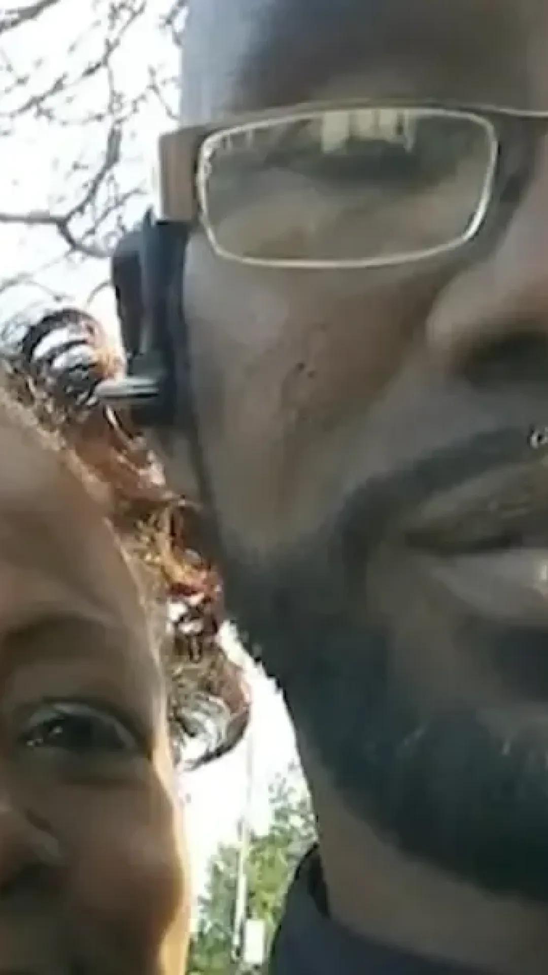Esposa de homem que morreu após ser “sugado” pela ressonância magnética enquanto usava colar entra com processo judicial