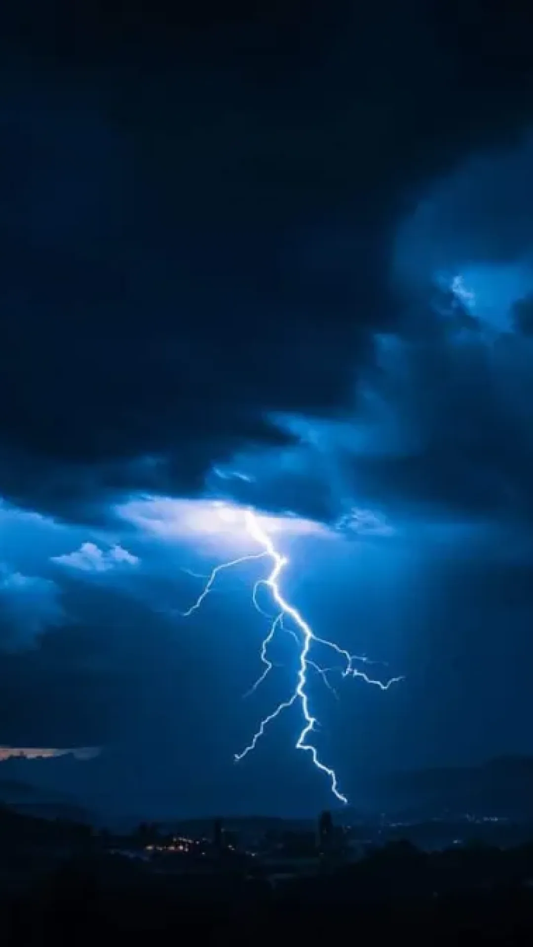 Estes são os 3 aparelhos que devem estar sempre desligados durante uma tempestade