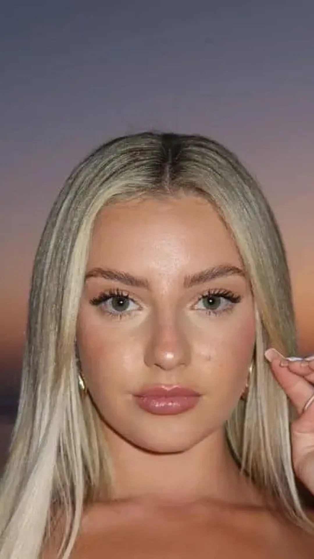 Estrela do OnlyFans fica “enojada” ao descobrir que um parente próximo pagava por seu conteúdo adulto