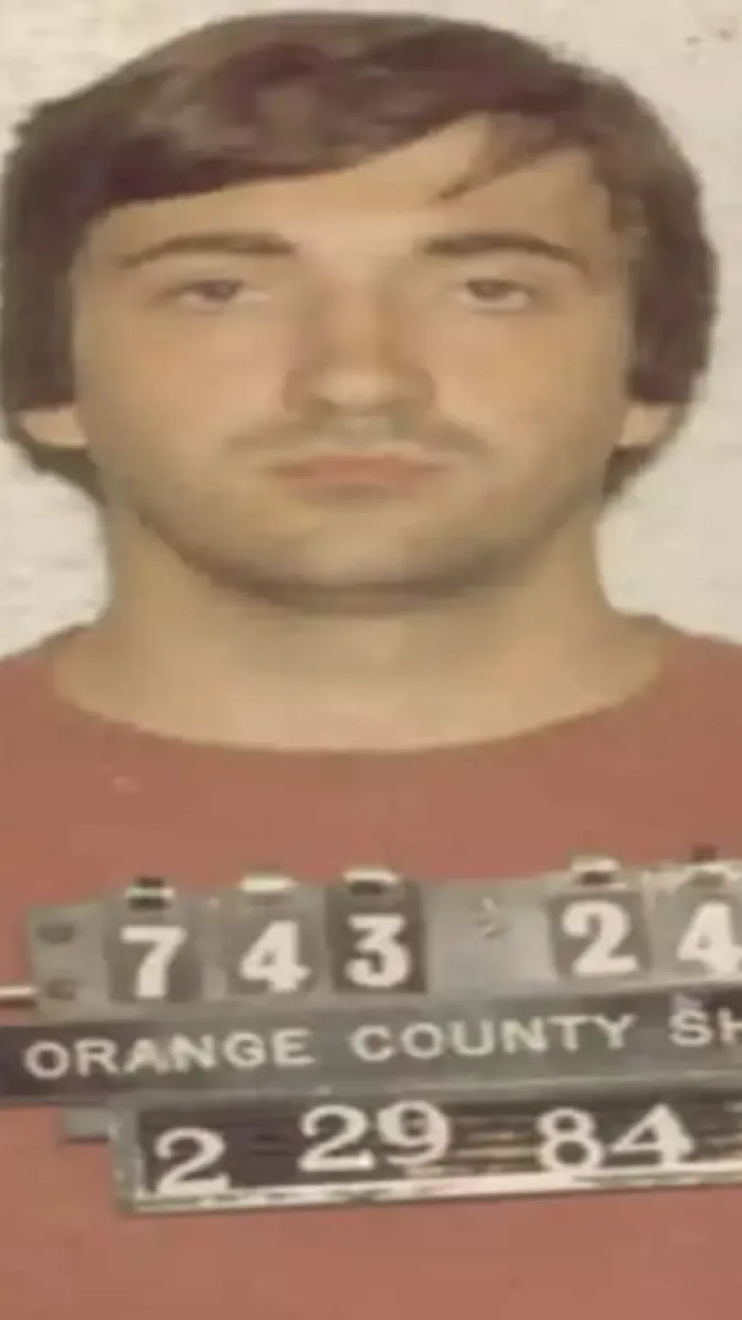 Filho do homem que matou o abusador de seu filho ao vivo na TV revela novos detalhes chocantes sobre o assassinato