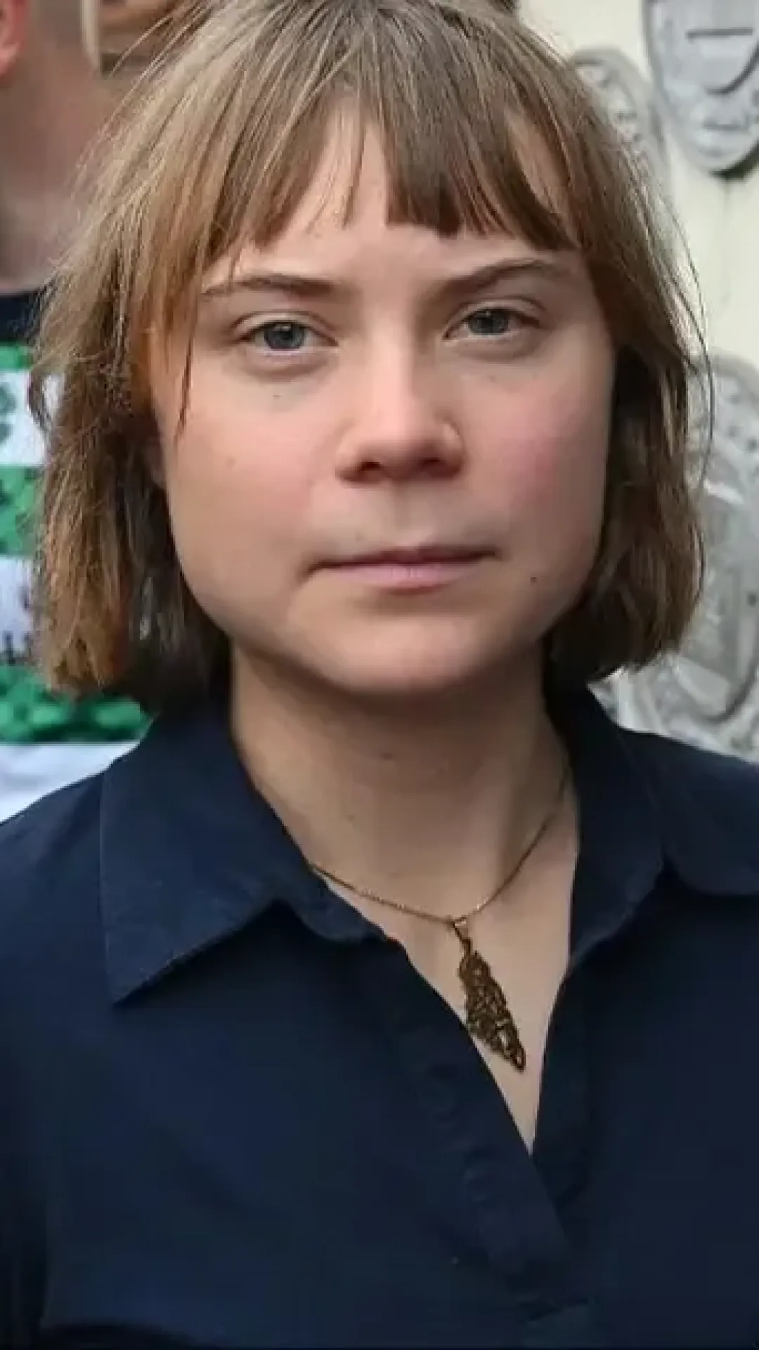 Greta Thunberg dá resposta contundente ao alerta de Trump, enquanto plano crucial de cessar-fogo é revelado