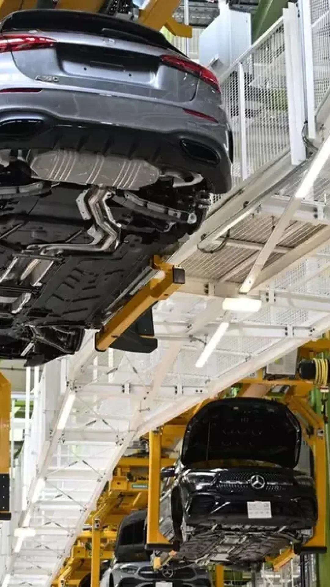 Homem com patrimônio de US$ 20 bilhões fez um pedido de carros tão grande que paralisou uma fábrica da Mercedes