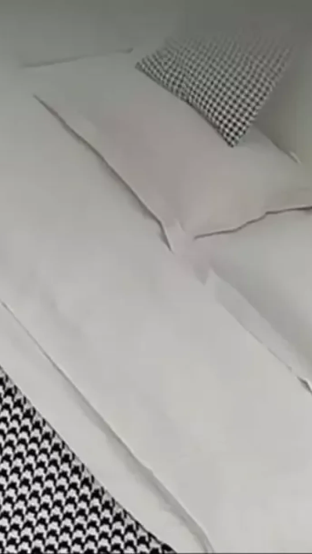 Homem fica chocado ao descobrir vídeo dele e da namorada fazendo sexo em site +18 após atividade perturbadora em hotel ser revelada