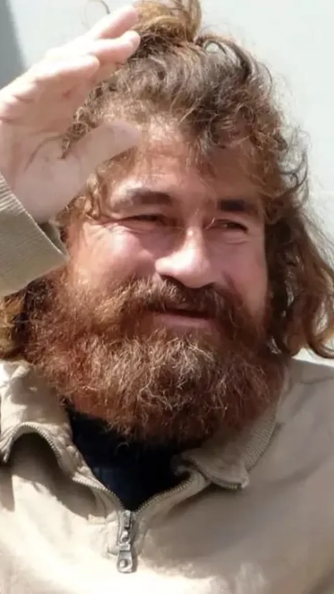 Homem que sobreviveu após ficar à deriva por 438 dias no mar sem comida ou água revela como conseguiu se manter vivo