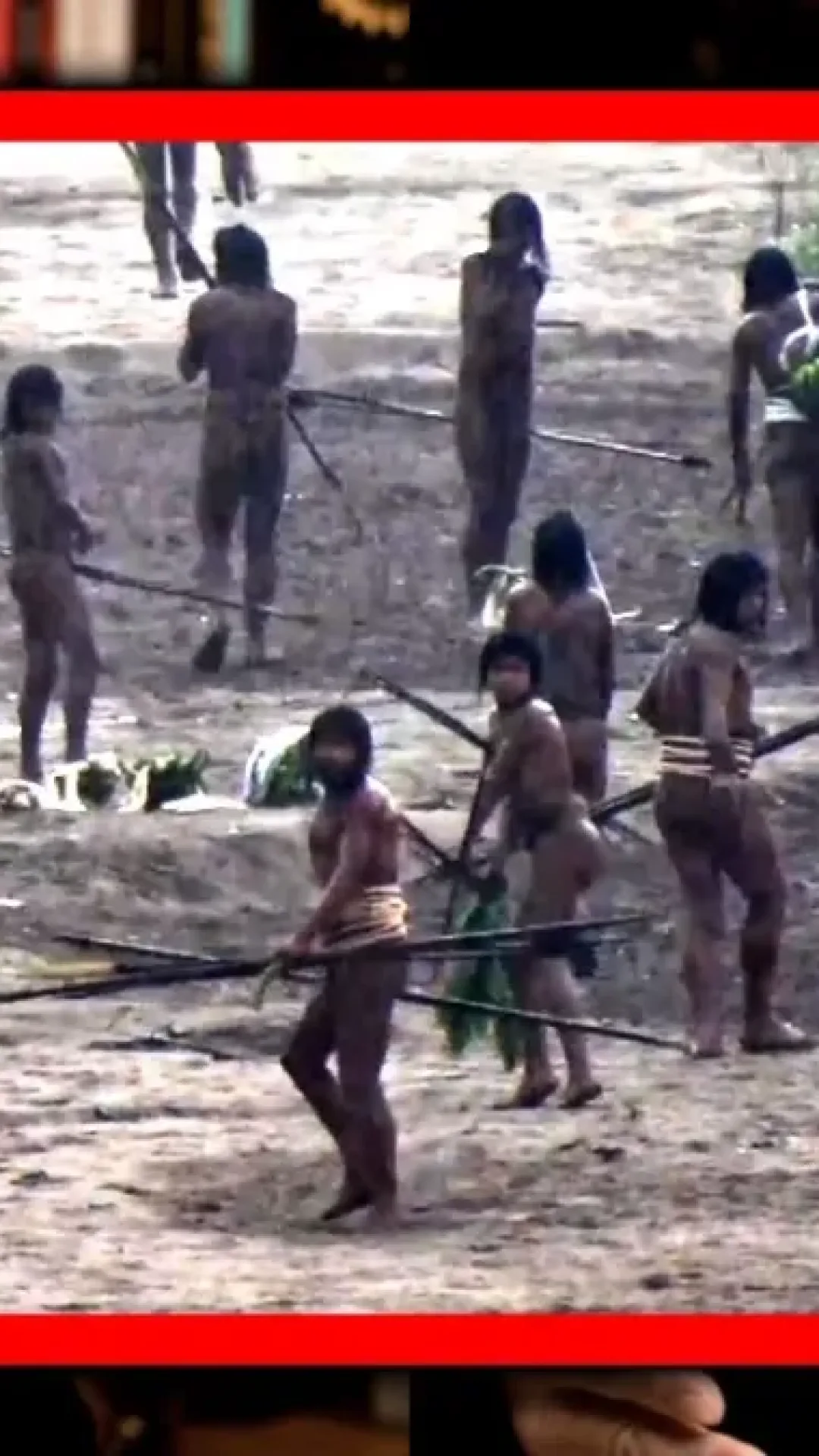Imagens inéditas de uma tribo amazônica não contatada despertam teorias malucas após pessoas notarem detalhes estranhos