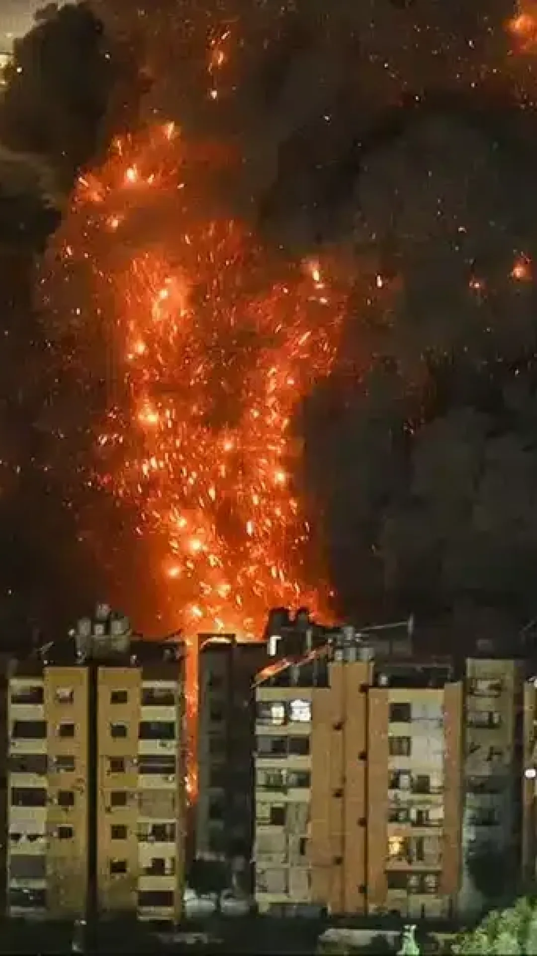 Irã ameaça atingir pontos turísticos ao redor do mundo e afirma que ainda está construindo mísseis após três semanas de guerra