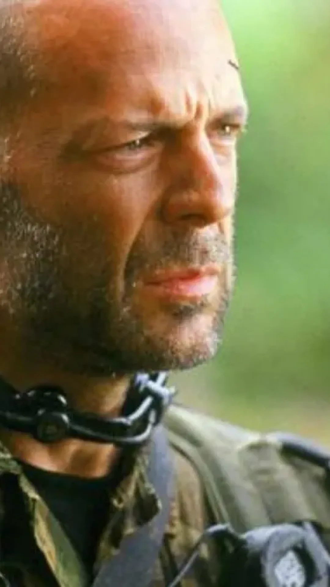 Lágrimas do Sol: Clássico de Bruce Willis na Netflix volta a fazer sucesso