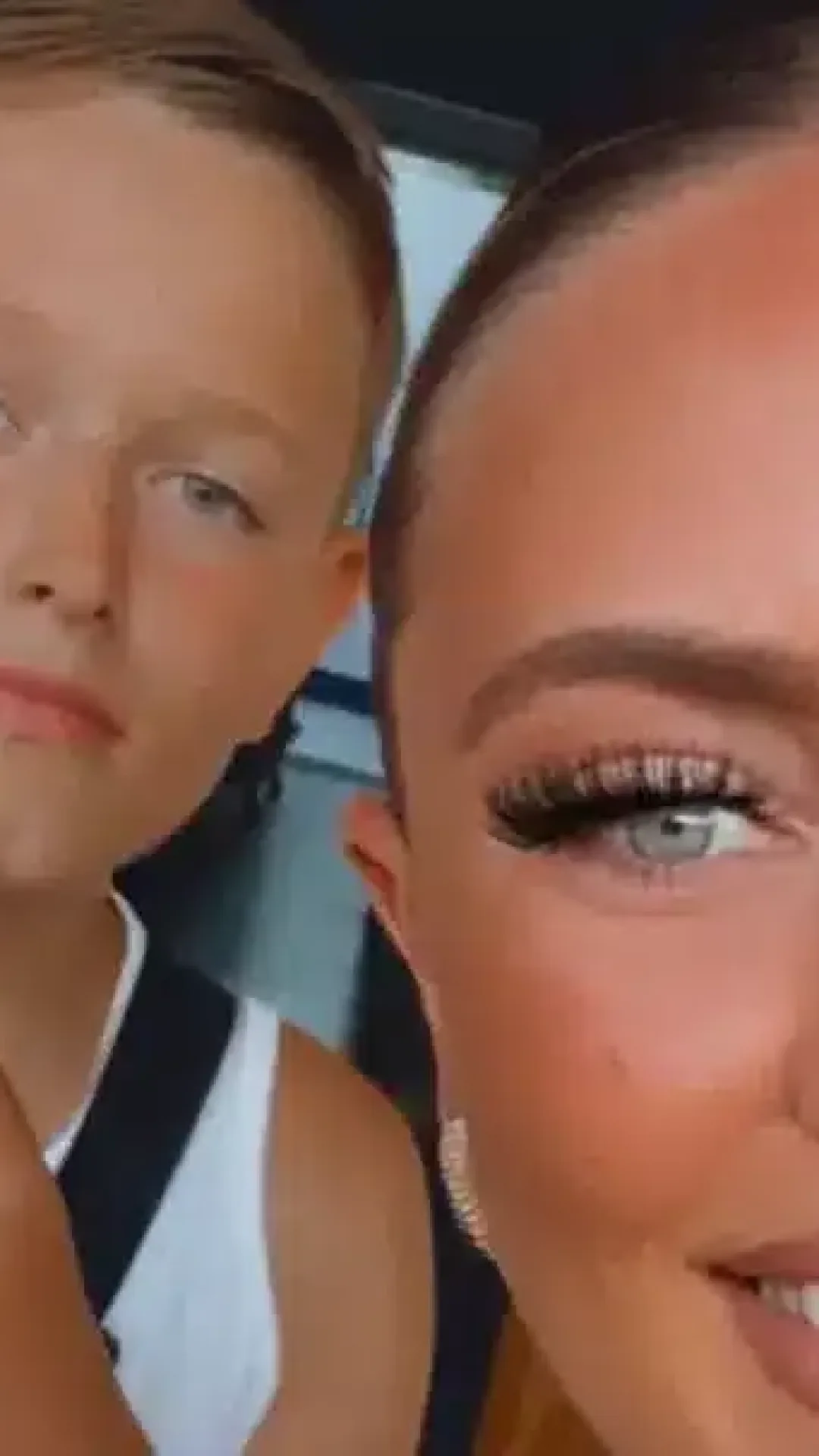 Menino de 11 anos morre após participar da tendência de redes sociais chamada “chroming”, apesar do alerta da mãe