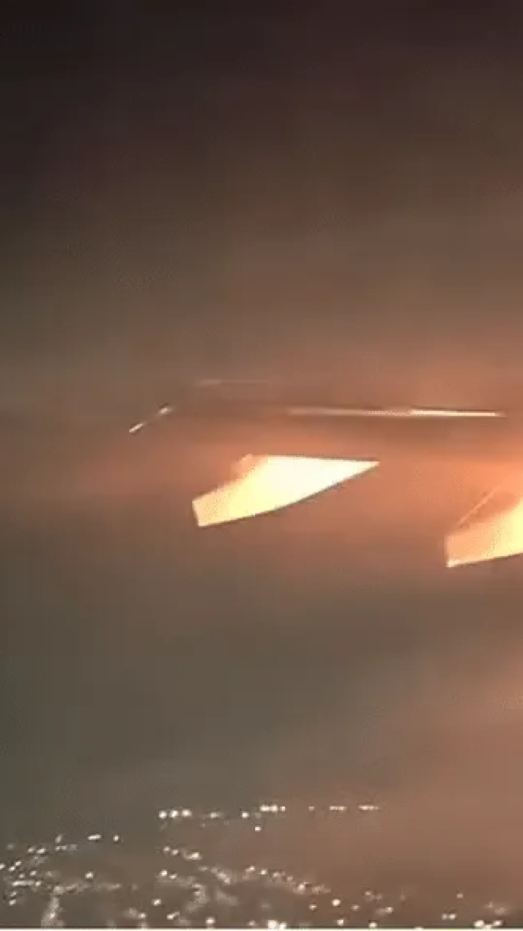 Motor de avião que ia para os EUA explode após decolagem no Aeroporto de Guarulhos