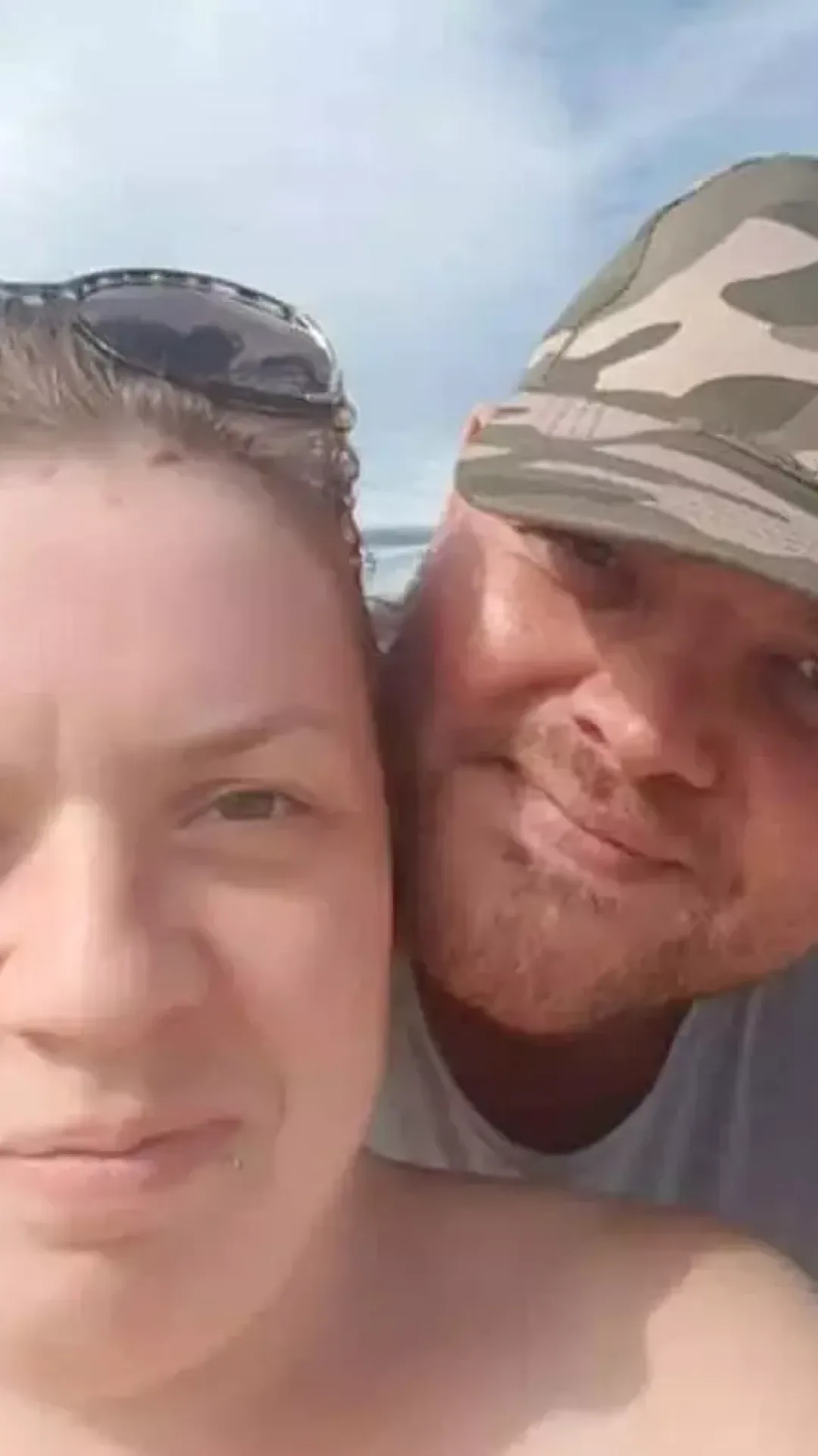 Noiva morre tragicamente no dia do casamento, poucas horas depois de dizer “sim” ao parceiro de 19 anos