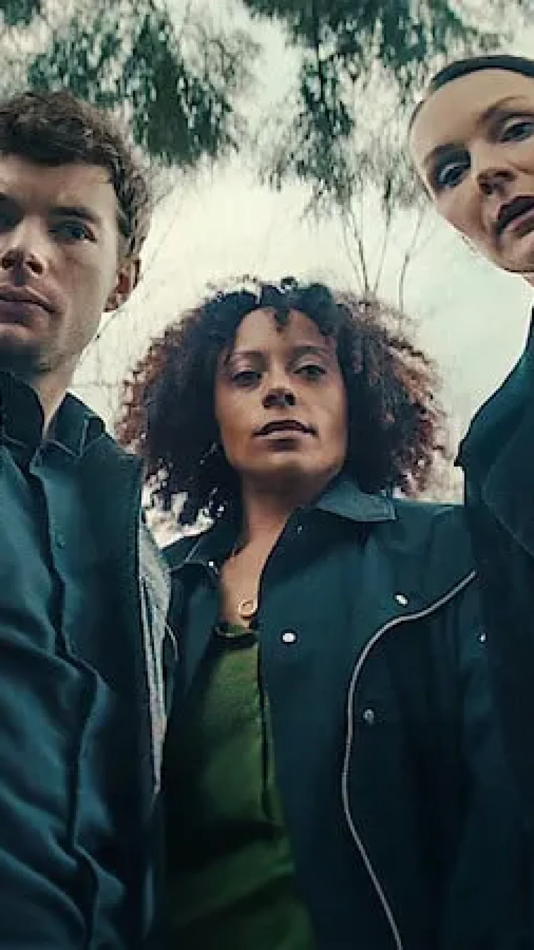 Nova série da Netflix deixa espectadores “viciados” já nas primeiras horas de 2025 após grande reviravolta