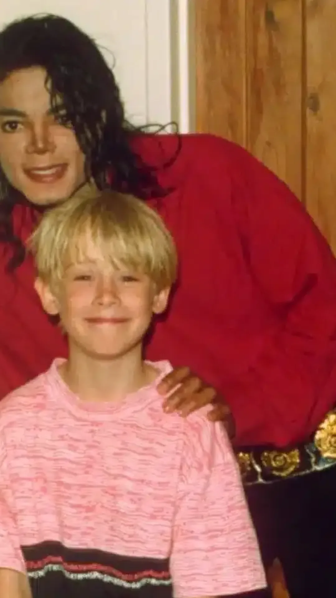 O que Macaulay Culkin disse sobre sua relação com Michael Jackson?