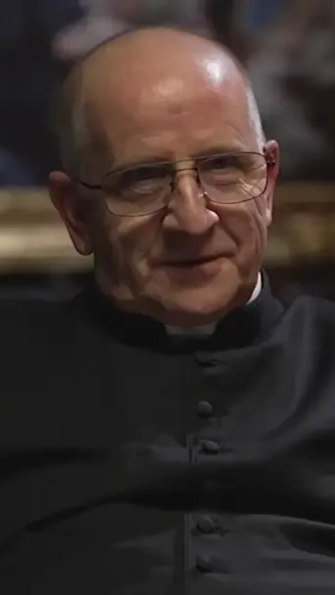 Padre faz um alerta severo ao afirmar que “o cenário está pronto” para o Anticristo