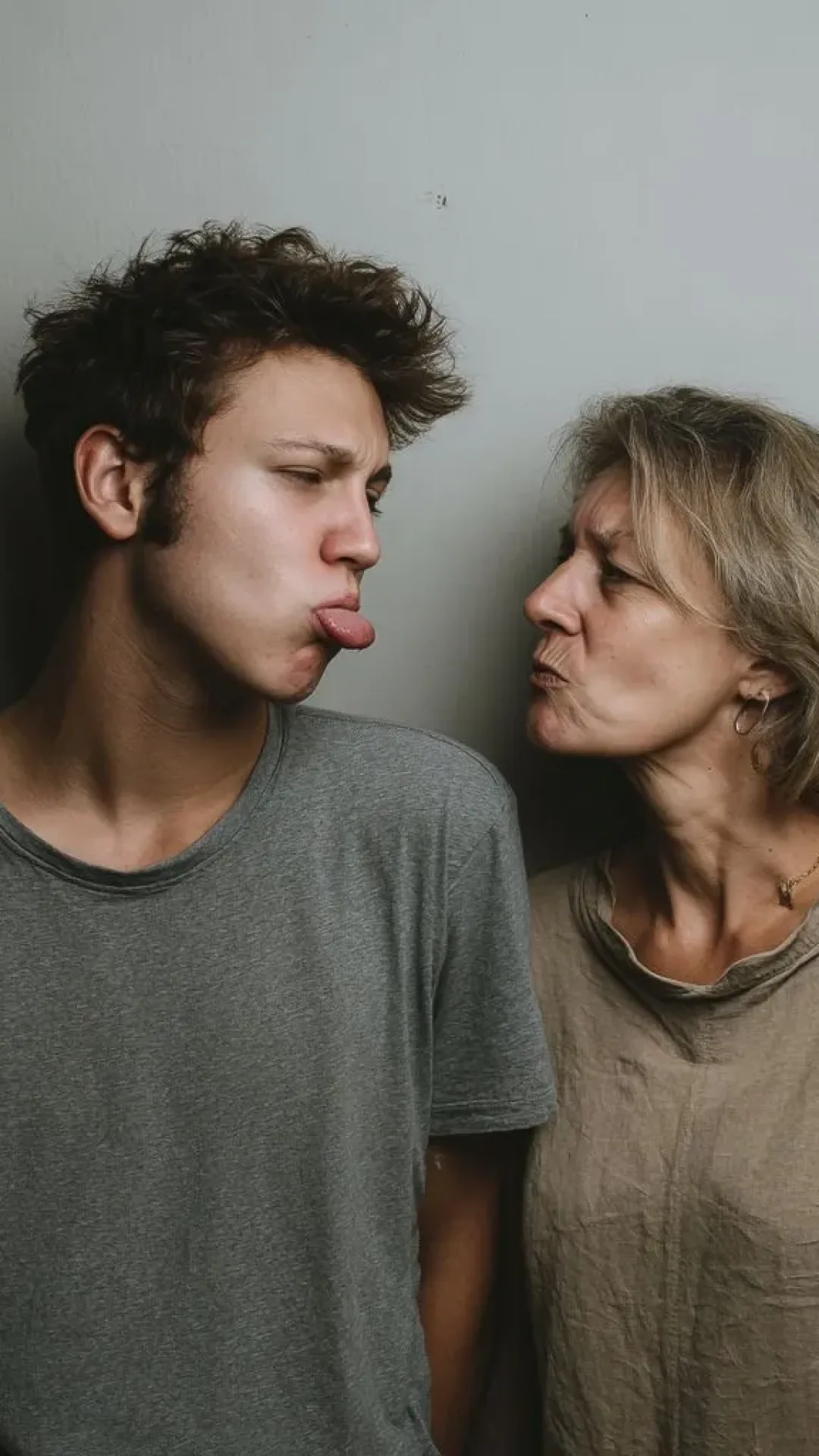 Por que às vezes somos agressivos com quem amamos, segundo a psicologia?