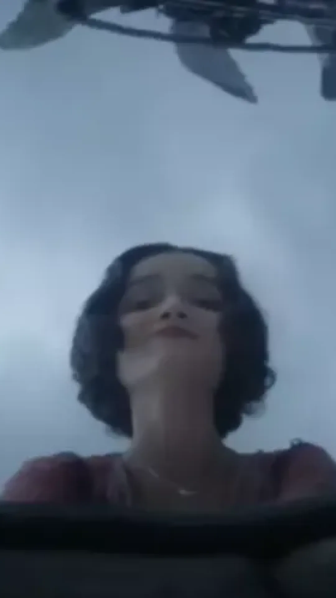 Rachel Zegler rebate críticas sobre “Branca de Neve” e comenta sobre fãs tóxicos da Disney