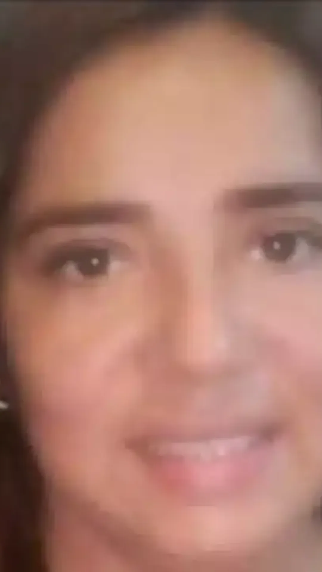 Restos mortais de mãe são encontrados dentro de máquina de lavar após filha “matá-la e usar IA para encobrir o crime”