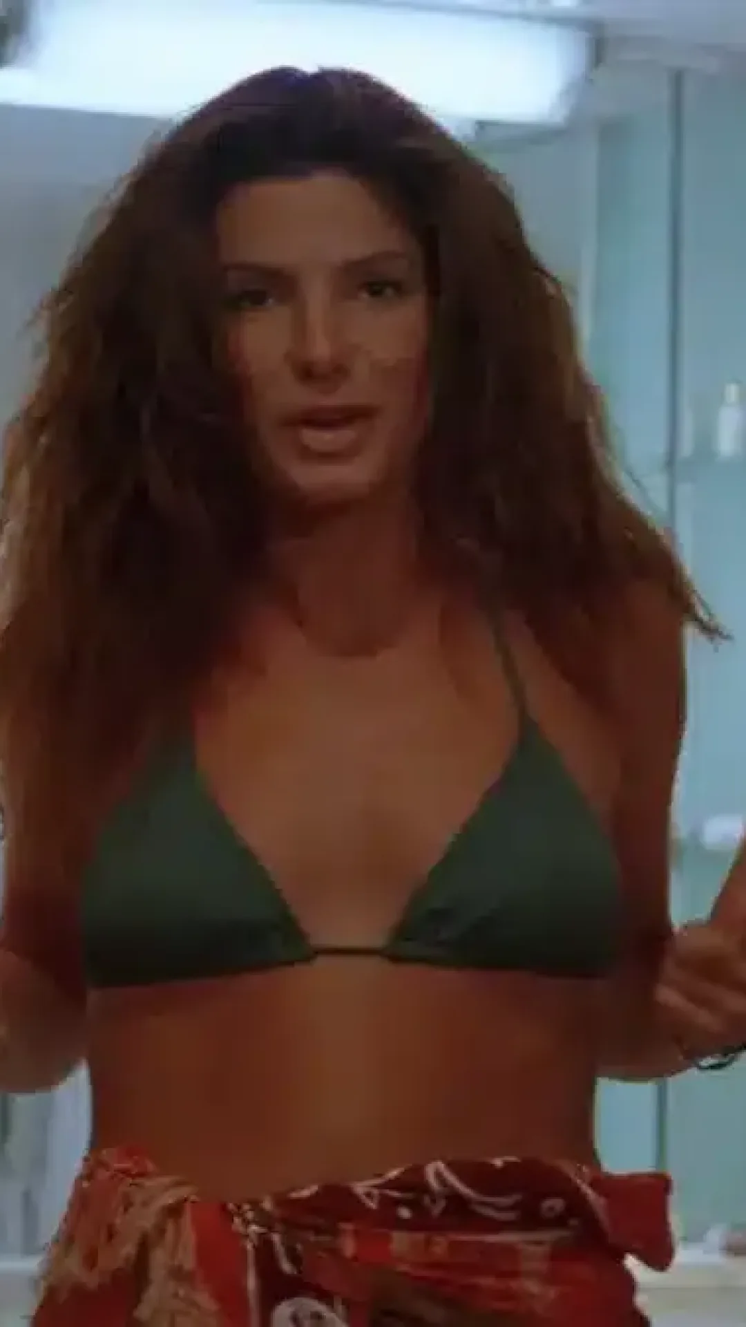 Sandra Bullock revela o único filme do qual realmente se arrepende de ter feito