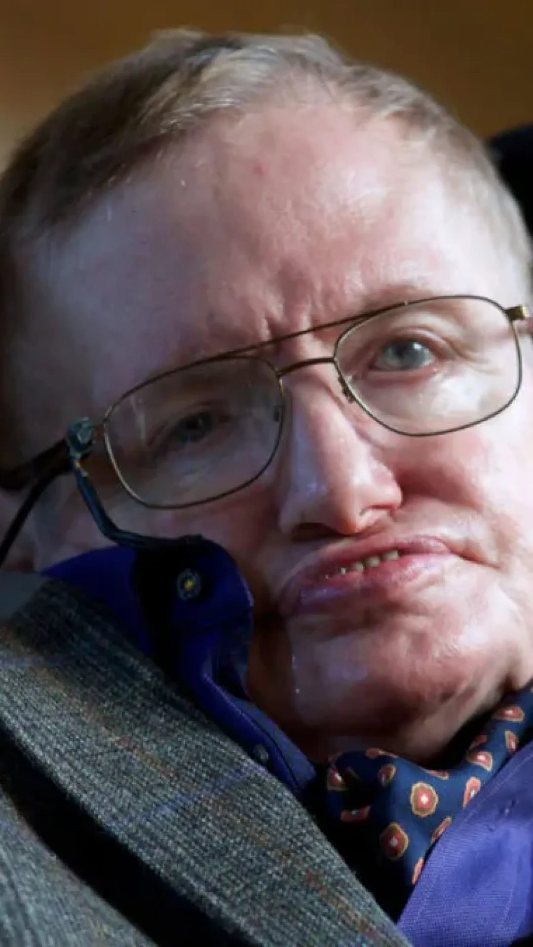 Stephen Hawking fez uma previsão assustadora sobre o fim do mundo — e não estamos tão longe disso
