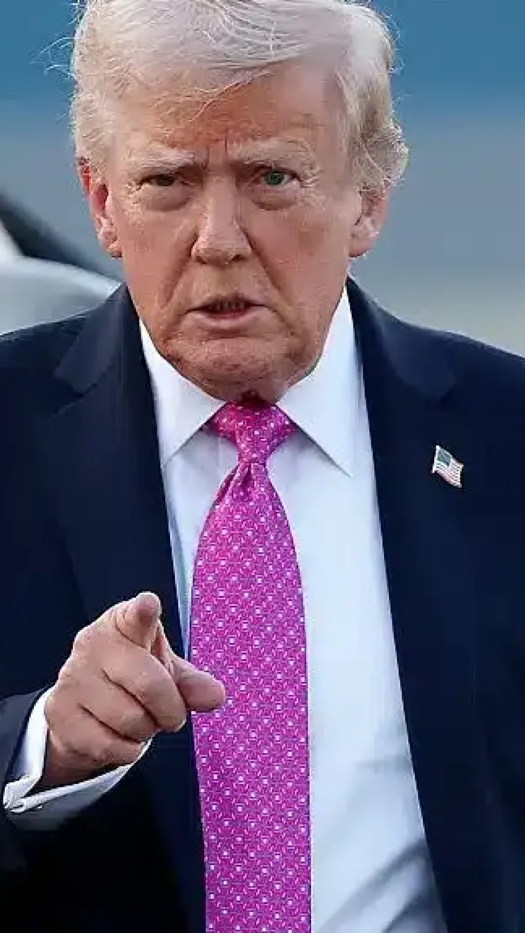 Trump ameaça “desabar o inferno” sobre o Irã ao dar um ultimato de 48 horas