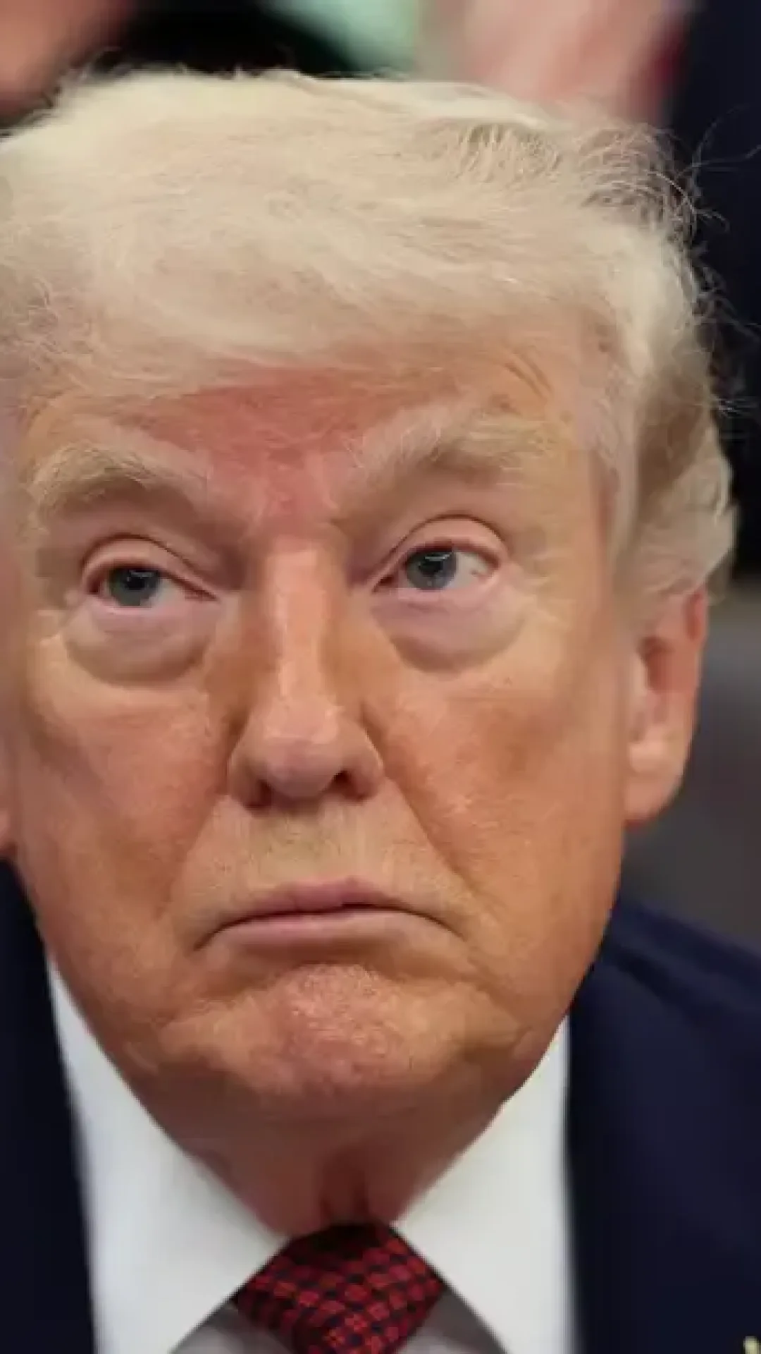 Trump gera novas preocupações sobre sua saúde após publicação inquietante afirmando que “o fim está próximo”