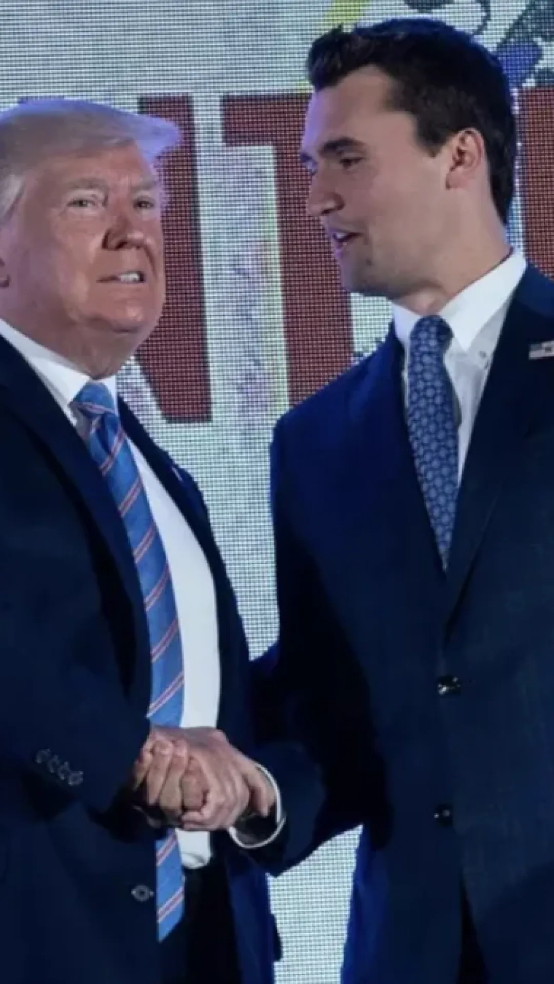 Trump rompe o silêncio após polícia confirmar que seu aliado Charlie Kirk foi baleado em um evento