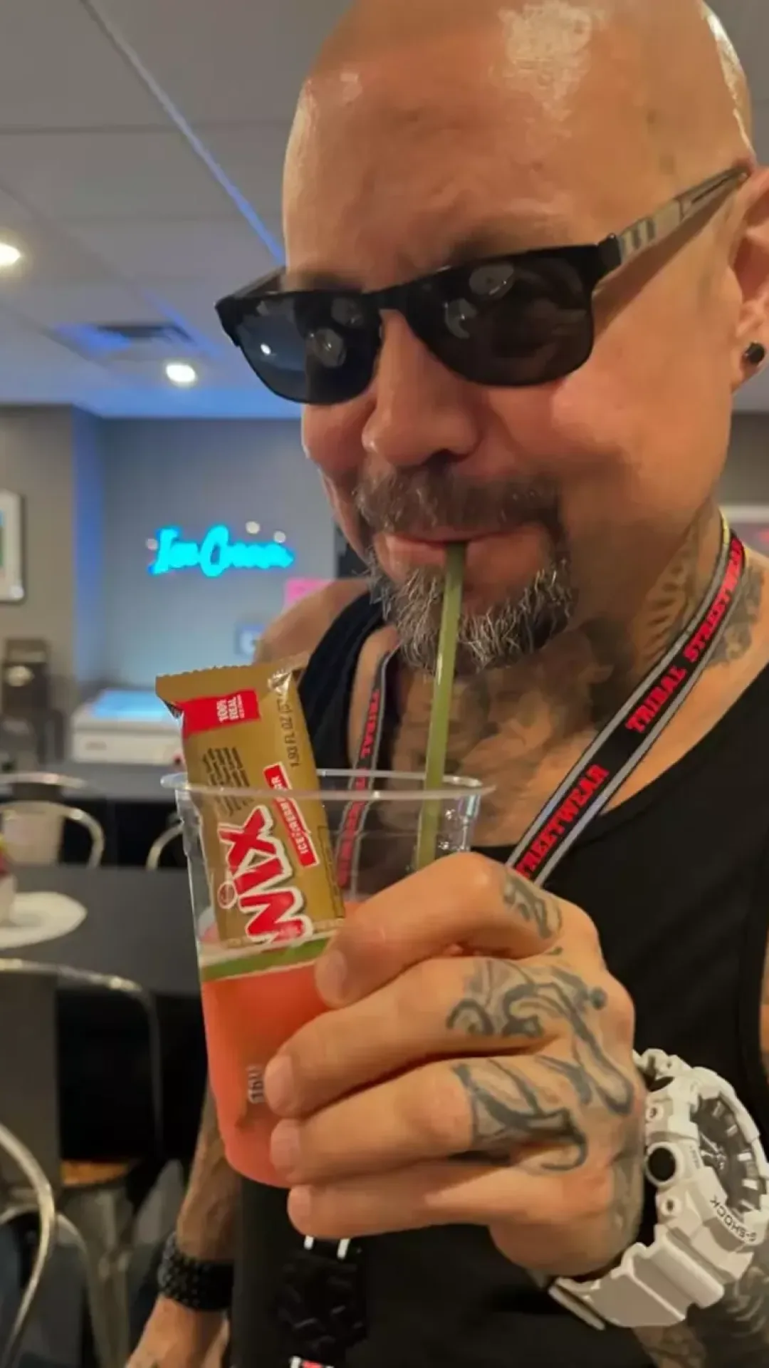 Última postagem comovente no Instagram do baixista da Limp Bizkit, Sam Rivers, horas antes de sua morte aos 48 anos