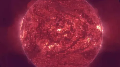 Terra pode ser atingida por tempestade geomagnética extrema amanhã após erupção solar de 1 milhão de km de largura, alertam cientistas