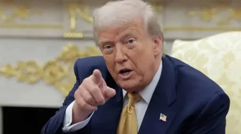 Trump reclama que museus estão “fora de controle” por discut