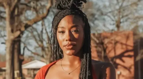 Turista de 22 anos têm as pernas arrancadas por hélice de ba