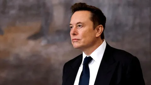 Uma guerra santa…” A previsão de Elon Musk sobre o que subst