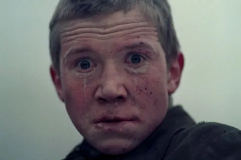 Vá e Veja: Filme sobre a 2ª Guerra que choca com realismo br