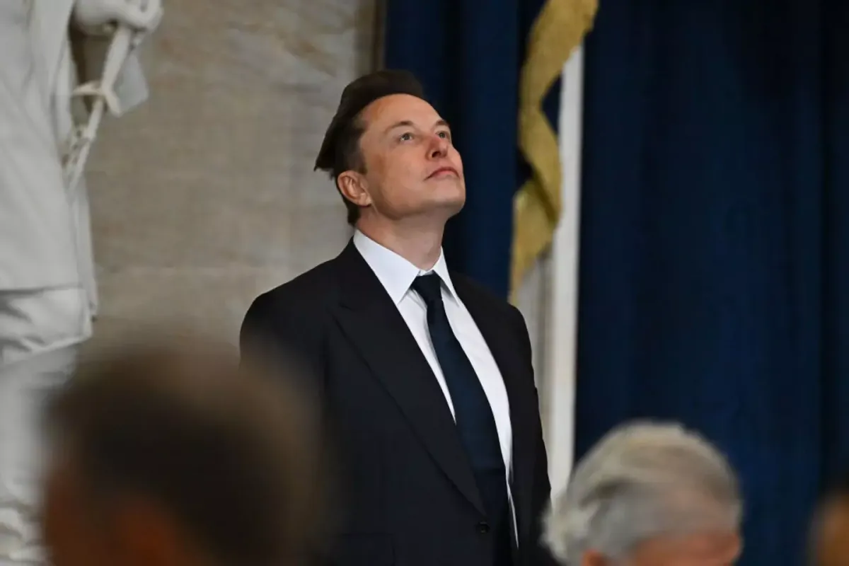 Valor da Tesla cai $ 15.000.000.000, e Elon Musk está no cen