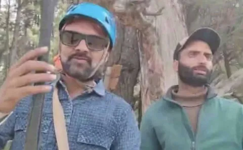 Vídeo chocante mostra turista em tirolesa gravando sem quere